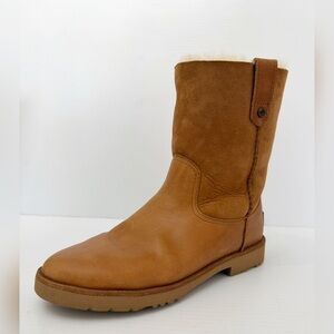 UGG Women's Romely Short Leather Shearling Boot - 7